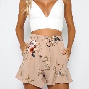 Floral Tie Waist Ruffle Hem Shorts